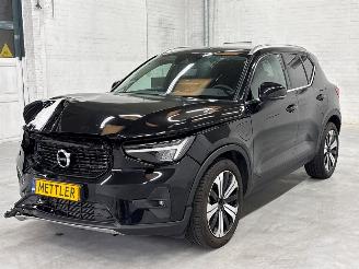 Vaurioauto  passenger cars Volvo XC40 1.5 T4 Plug-in Hybrid 12V SUV  Elektrisch Benzine 1.477cc 155kW (211pk) FWD 2020-06 (XZBW) B3154T10 2022/10