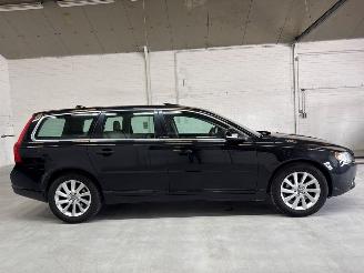 Volvo V-70 1.6 T4 16V Combi/o  Benzine 1.596cc 132kW (179pk) FWD picture 6