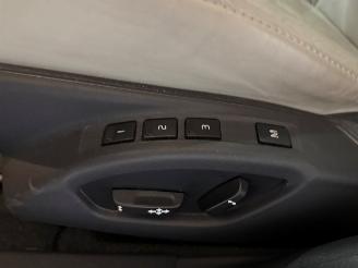 Volvo V-70 1.6 T4 16V Combi/o  Benzine 1.596cc 132kW (179pk) FWD picture 13