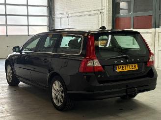Volvo V-70 1.6 T4 16V Combi/o  Benzine 1.596cc 132kW (179pk) FWD picture 3
