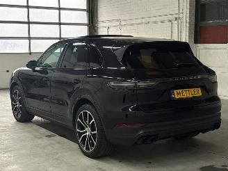 Porsche Cayenne 3.0 V6 Turbo 24V SUV  Benzine 2.995cc 250kW (340pk) 4x4 2017-05/2023-05 (9YAEA) MDCBE picture 3
