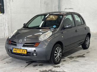 skadebil auto Nissan Micra 1.2 16V Hatchback  Benzine 1.240cc 59kW (80pk) FWD 2004/7