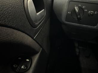 Ford Fiesta 1.3 Hatchback  Benzine 1.299cc 51kW (69pk) FWD picture 18