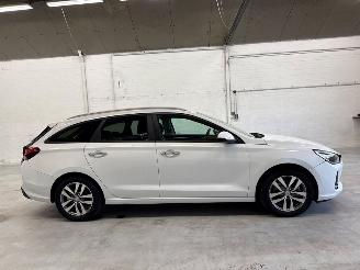 Hyundai I-30 1.0 T-GDI 12V Combi/o  Benzine 998cc 88kW (120pk) FWD picture 6
