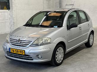 skadebil auto Citroën C3 1.4 Hatchback 4Dr Benzine 1.360cc 54kW (73pk) FWD 2003/6