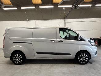 Ford Transit Custom 2.0 TDCi 16V Eco Blue 170 Bestel  Diesel 1.995cc 125kW (170pk) FWD picture 6