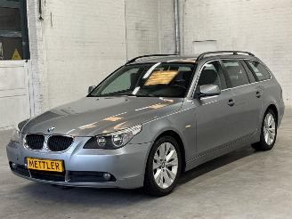 Unfallwagen BMW 5-serie 523i 24V Combi/o  Benzine 2.497cc 130kW (177pk) RWD 2006/1
