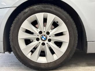 BMW 5-serie 523i 24V Combi/o  Benzine 2.497cc 130kW (177pk) RWD picture 25