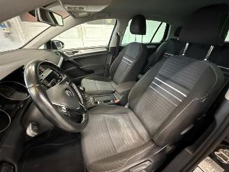 Volkswagen Golf 1.4 TSI 16V Hatchback  Benzine 1.395cc 90kW (122pk) FWD picture 12