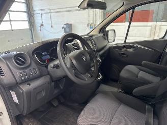 Renault Trafic 2.0 dCi 16V 145 Bestel  Diesel 1.995cc 107kW (145pk) FWD picture 15