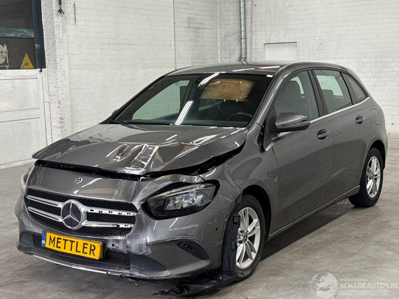 Mercedes B-klasse 1.3 B-180 Turbo 16V Hatchback  Benzine 1.332cc 100kW (136pk) FWD