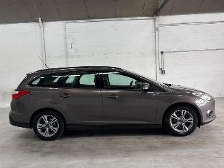 Ford Focus 1.0 Ti-VCT EcoBoost 12V 100 Combi/o  Benzine 998cc 74kW (101pk) FWD picture 6