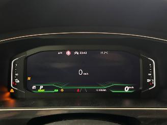 Volkswagen Tiguan R-line 1.4 TSI Plug-in eHybrid 16V SUV Elektrisch Benzine 1.395cc 180kW (245pk) FWD 2020-11/2024-04 DGEA picture 17
