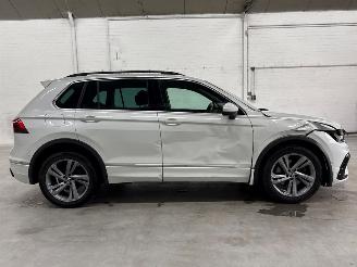 Volkswagen Tiguan R-line 1.4 TSI Plug-in eHybrid 16V SUV Elektrisch Benzine 1.395cc 180kW (245pk) FWD 2020-11/2024-04 DGEA picture 6