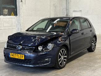 krockskadad bil auto Volkswagen Golf 1.4 TSI 16V Hatchback  Benzine 1.395cc 103kW (140pk) FWD 2013/7