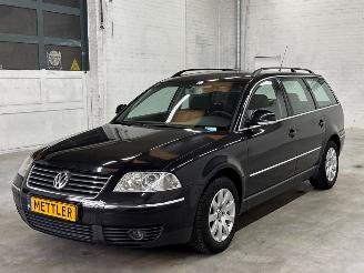 škoda osobní automobily Volkswagen Passat 2.0 20V Combi/o  Benzine 1.984cc 96kW (131pk) FWD 2004/9