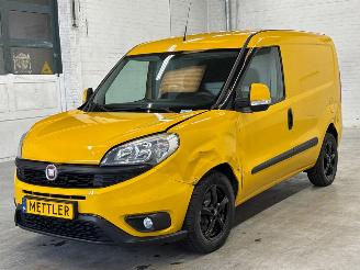 krockskadad bil bedrijf Fiat Doblo 1.4 T-Jet 16V Bestel  Benzine 1.368cc 88kW (120pk) FWD 2017/3