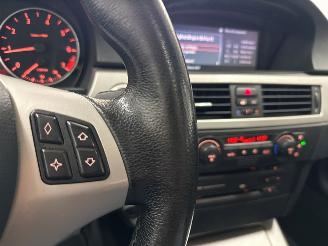 BMW 3-serie 318i picture 17