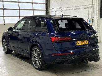 Audi Q7 3.0 V6 24V 55 TFSI e SUV  Benzine 2.995cc 280kW (381pk) 4x4 picture 3