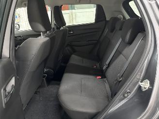 Suzuki Swift 1.2 Dual Jet 16V Smart Hybrid Hatchback 4Dr Elektrisch Benzine 1.242cc 61kW (83pk) FWD picture 10