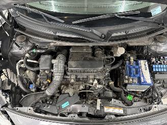 Suzuki Swift 1.2 Dual Jet 16V Smart Hybrid Hatchback 4Dr Elektrisch Benzine 1.242cc 61kW (83pk) FWD picture 28