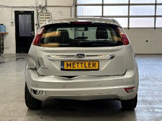 Ford Focus 1.6 16V Hatchback  Benzine 1.596cc 74kW (101pk) FWD picture 4