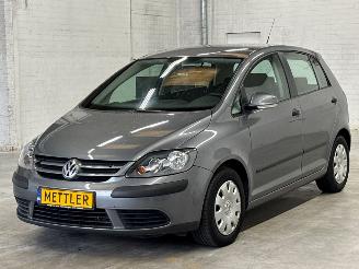 uszkodzony samochody osobowe Volkswagen Golf plus  2005/6