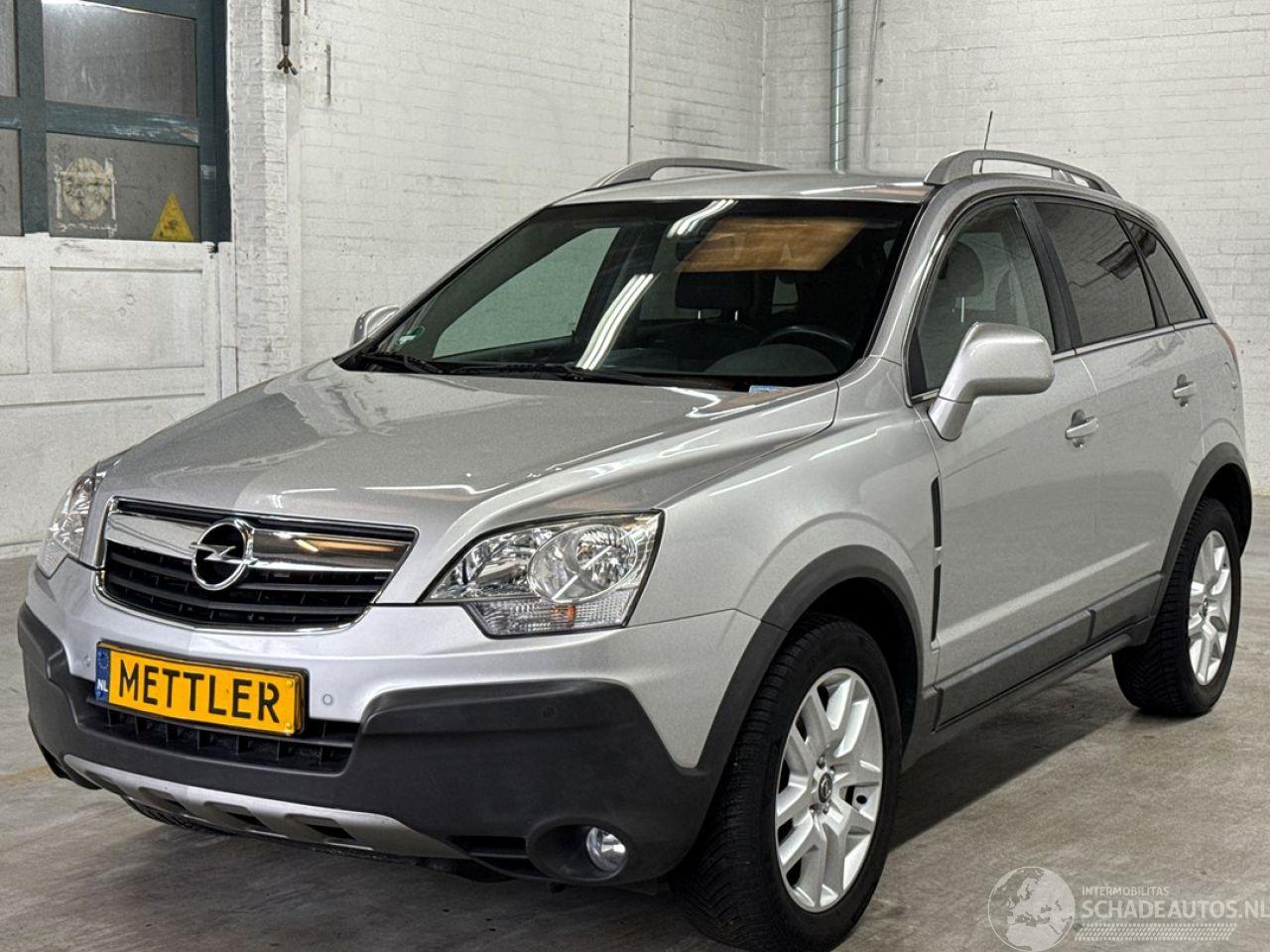 Opel Antara 2.4 16V 4x4 SUV  Benzine 2.405cc 103kW (140pk) 4x4
