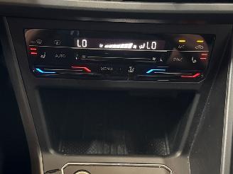 Volkswagen Taigo 1.5 TSI 16V SUV  Benzine 1.498cc 110kW (150pk) FWD picture 18