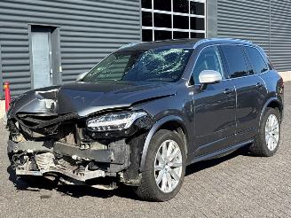 uszkodzony samochody osobowe Volvo Xc-90 2.0 T8 16V Twin Engine AWD SUV  Elektrisch Benzine 1.969cc 299kW (407pk) 4x4 2017/12