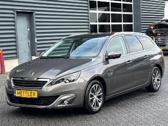 Schadeauto Peugeot 308 2.0 BlueHDi 150 16V Combi/o 4Dr Diesel 1.997cc 110kW (150pk) FWD 2016/10