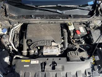Peugeot 308 1.2 12V e-THP PureTech 130 picture 27