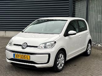 krockskadad bil auto Volkswagen Up! 1.0 12V 60 Hatchback  Benzine 999cc 44kW (60pk) FWD 2019/2