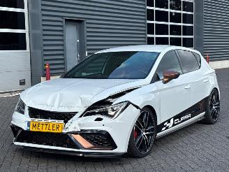 skadebil auto Seat Leon 2.0 TSI Cupra 300 16V Hatchback 4Dr Benzine 1.984cc 221kW (300pk) FWD 2017/9