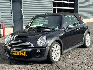 krockskadad bil auto Mini Mini COOPER S 1.6 16V Cooper S Cabrio  Benzine 1.598cc 120kW (163pk) FWD 2006/9