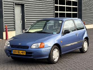 skadebil auto Toyota Starlet 1.3,XLi,GLi 16V Hatchback  Benzine 1.332cc 55kW (75pk) FWD 1997/3