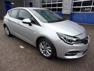 Schadeauto Opel Astra 1.2 EDITION 2020/6
