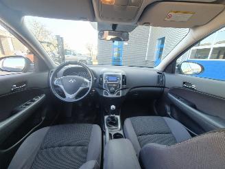 Hyundai I-30 CW 1.6i i-Motion picture 13