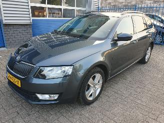 Schadeauto Skoda Octavia 1.2 TSI Greentech Ambition 2015/8