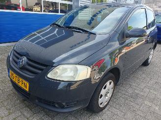Schadeauto Volkswagen Fox 1.2 Trendline 2006/8