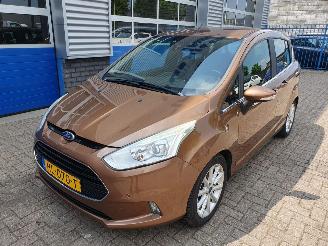 Schadeauto Ford B-Max 1.0 EcoBoost Titanium 2015/11