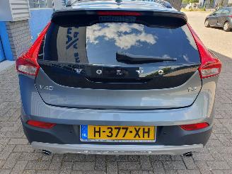 Volvo V-40 Cross Country 1.5 T3 Kinetic Automaat picture 4