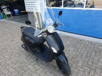 Schade scooter AGM  VX50 plus Snorscooter 2019/4