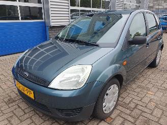 Unfallwagen Ford Fiesta 1.3 Ambiente schadevrij 2002/9