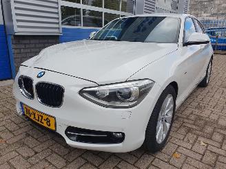 Unfallwagen BMW 1-serie 118i Business+ Automaat 2012/6
