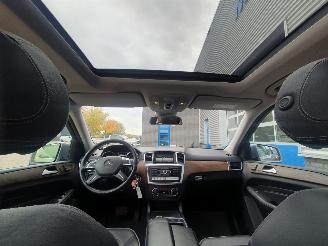 Mercedes ML 350 Bluetec automaat picture 19