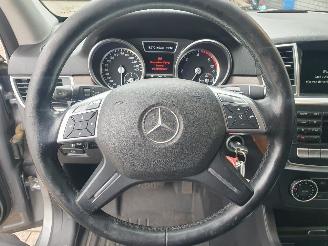 Mercedes ML 350 Bluetec automaat picture 21