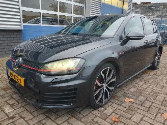 Schadeauto Volkswagen Golf 2.0 TSI GTI Automaat DSG 2014/5