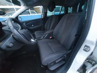 Renault Mégane estate 1.4 TCe Dynamique picture 12