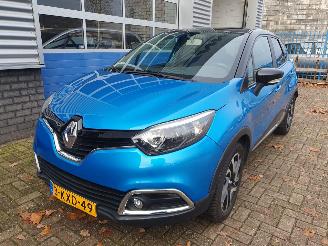 krockskadad bil auto Renault Captur 0.9 TCe Expression 2013/8